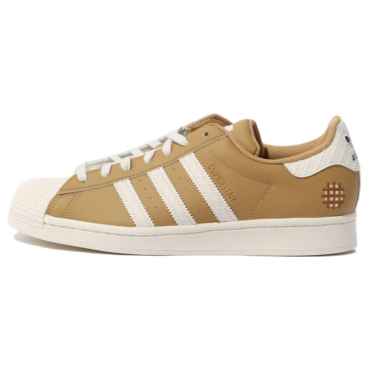 adidas Superstar
