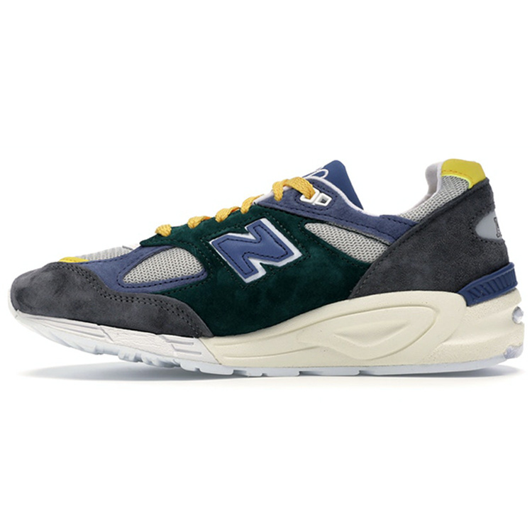 AIME LEON DORE x New Balance 990 V2