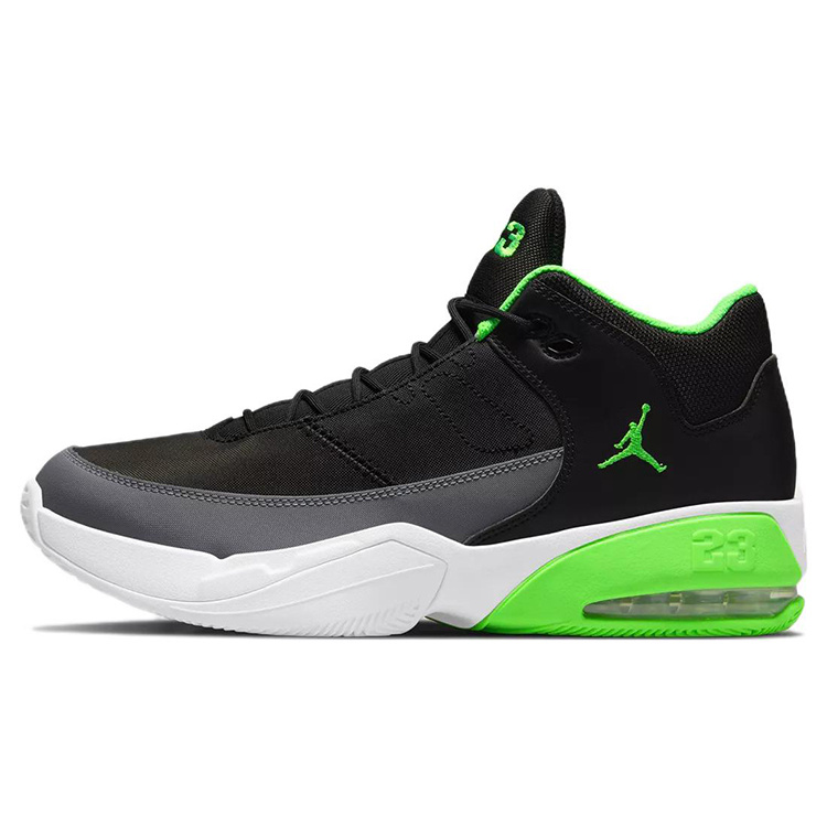 Air Jordan Max Aura 3