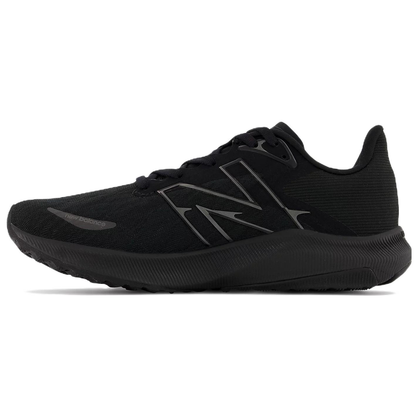 New Balance FuelCell Propel
