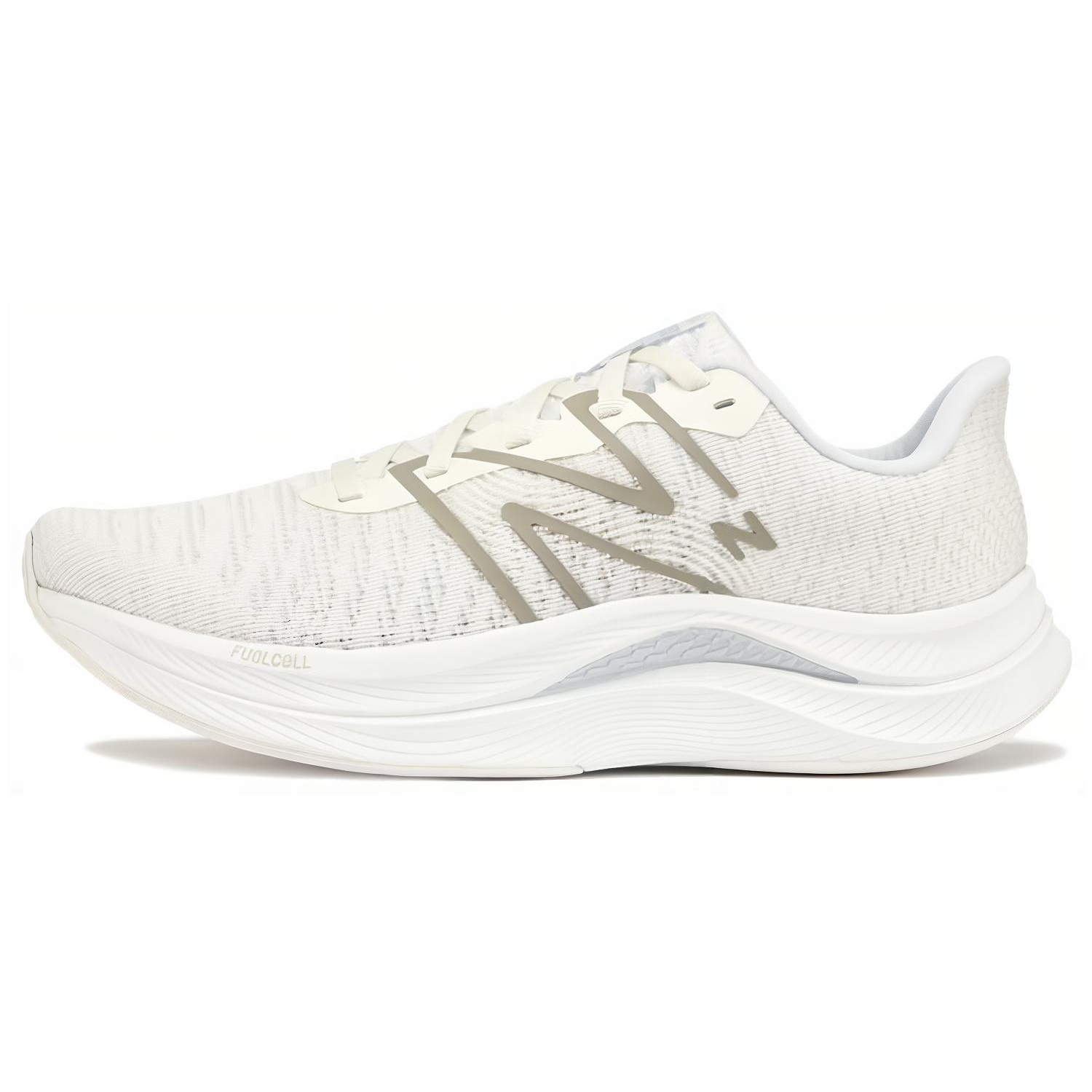 New Balance FuelCell Propel v4