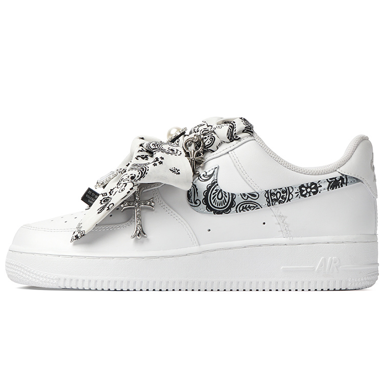 Nike Air Force 1 '07