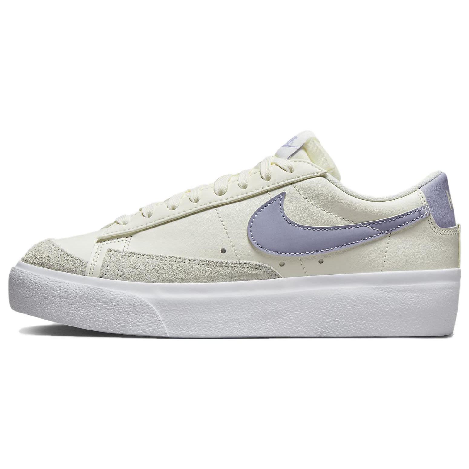 Nike Blazer Low Platform