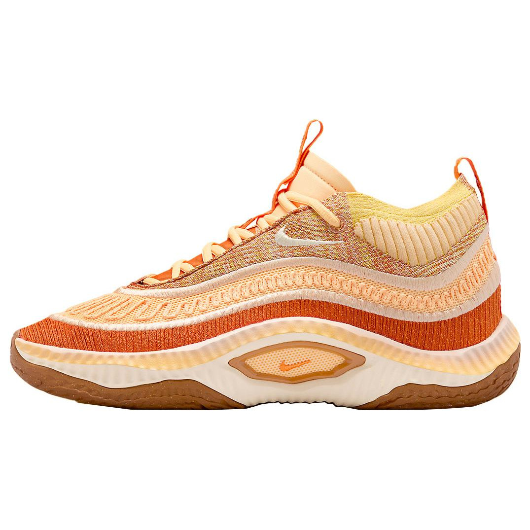 Nike Cosmic Unity 3
