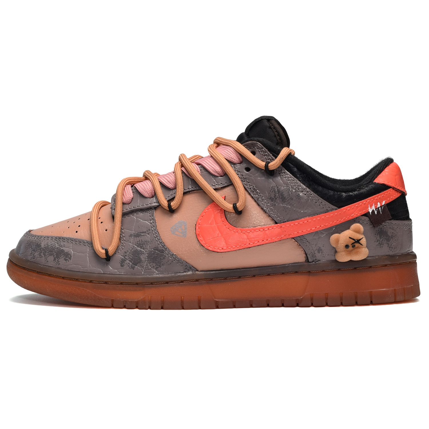 Nike Dunk Low SE