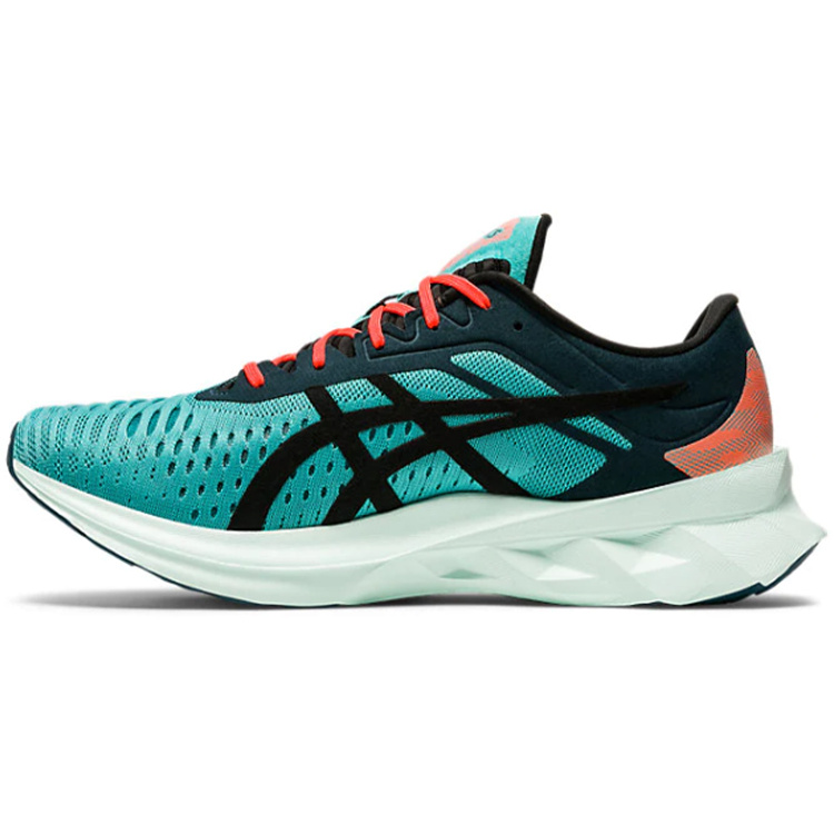 Asics Novablast