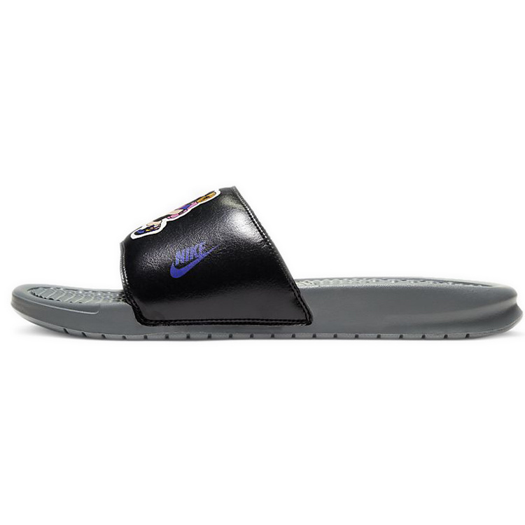 Nike Benassi