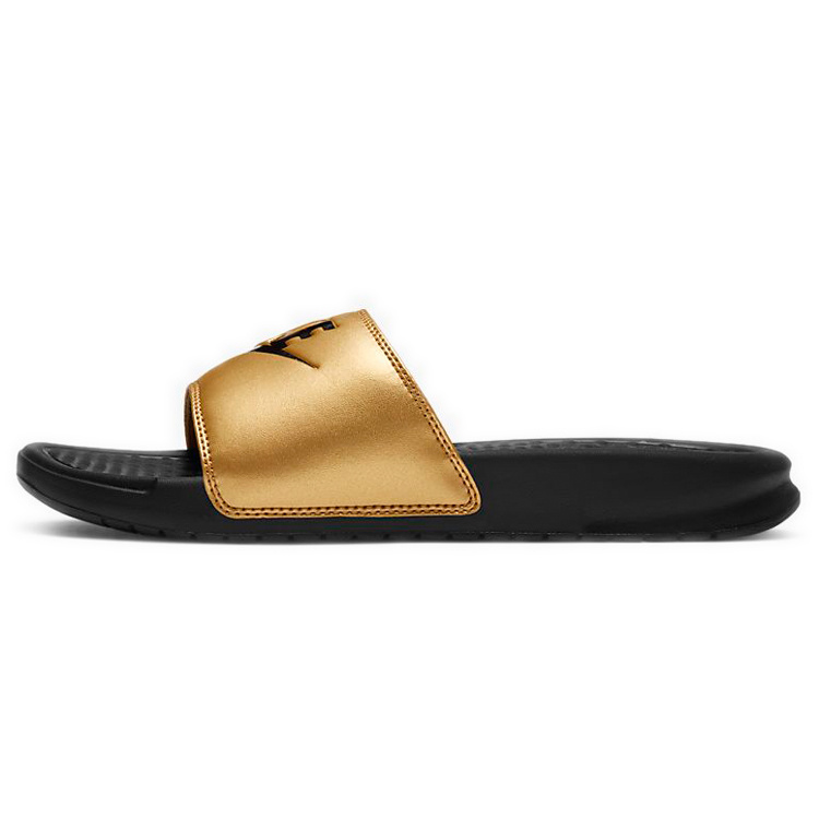 Nike Benassi